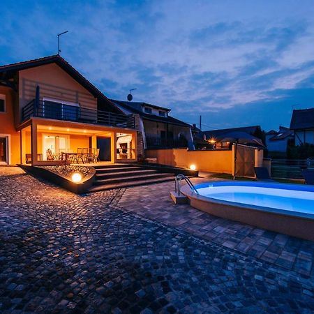 Villa Aljmas Ngoại thất bức ảnh